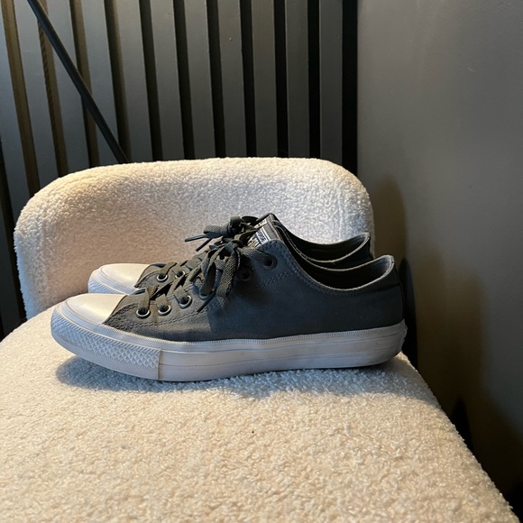 Converse All Star Chuck Taylor II size 8.5 - Picture 1 of 5